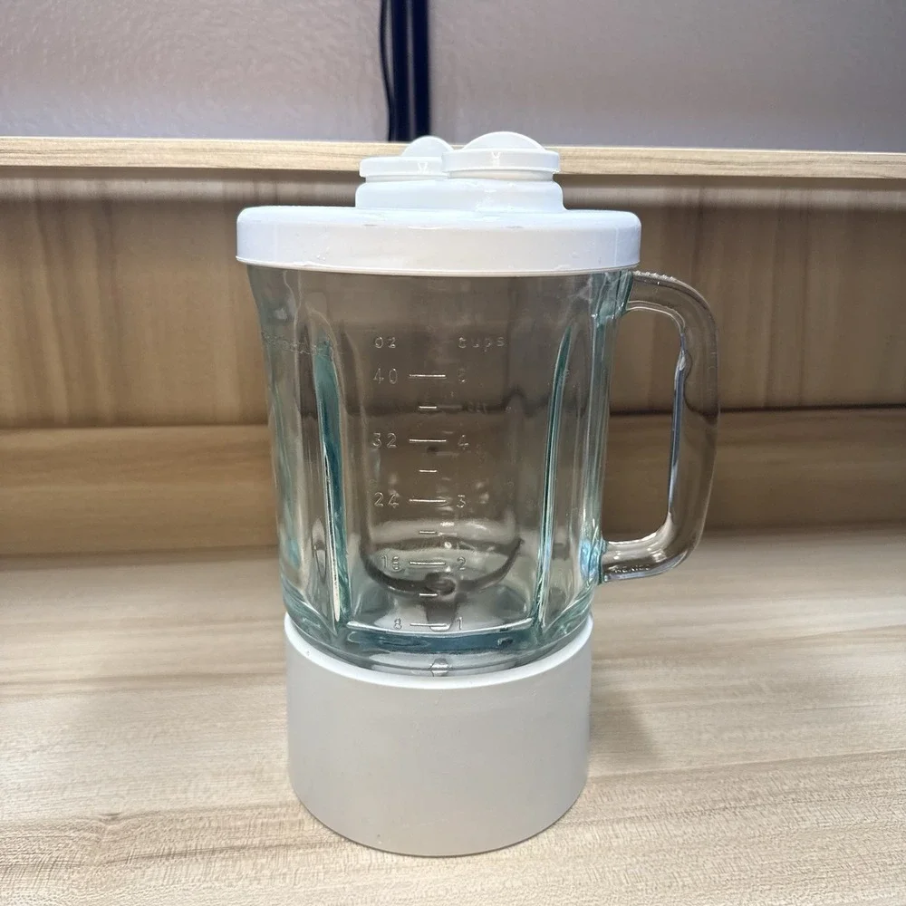 KitchenAid‎ Blender Glass Carafe 40 Oz w/ lid, caps, blades & collar OEM